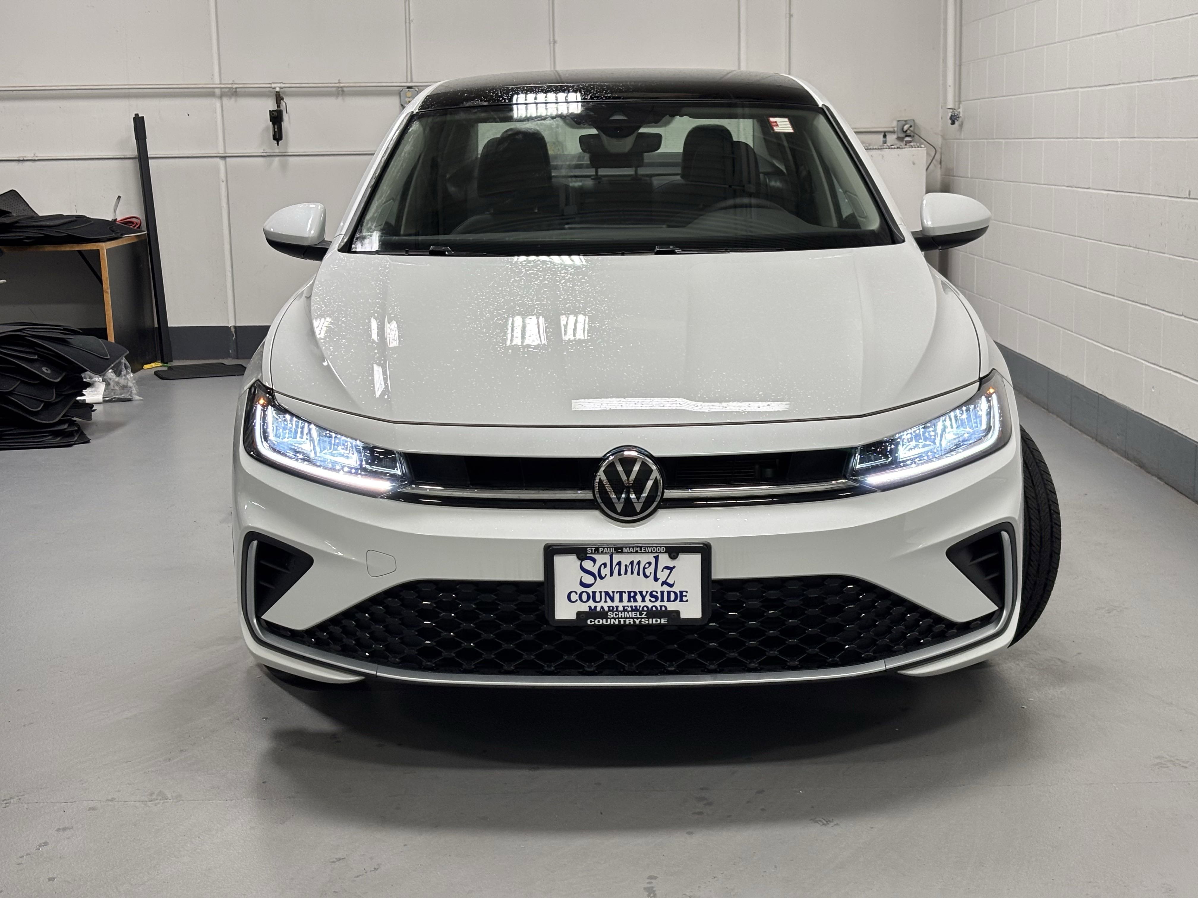 New 2025 Volkswagen Jetta SE image 6