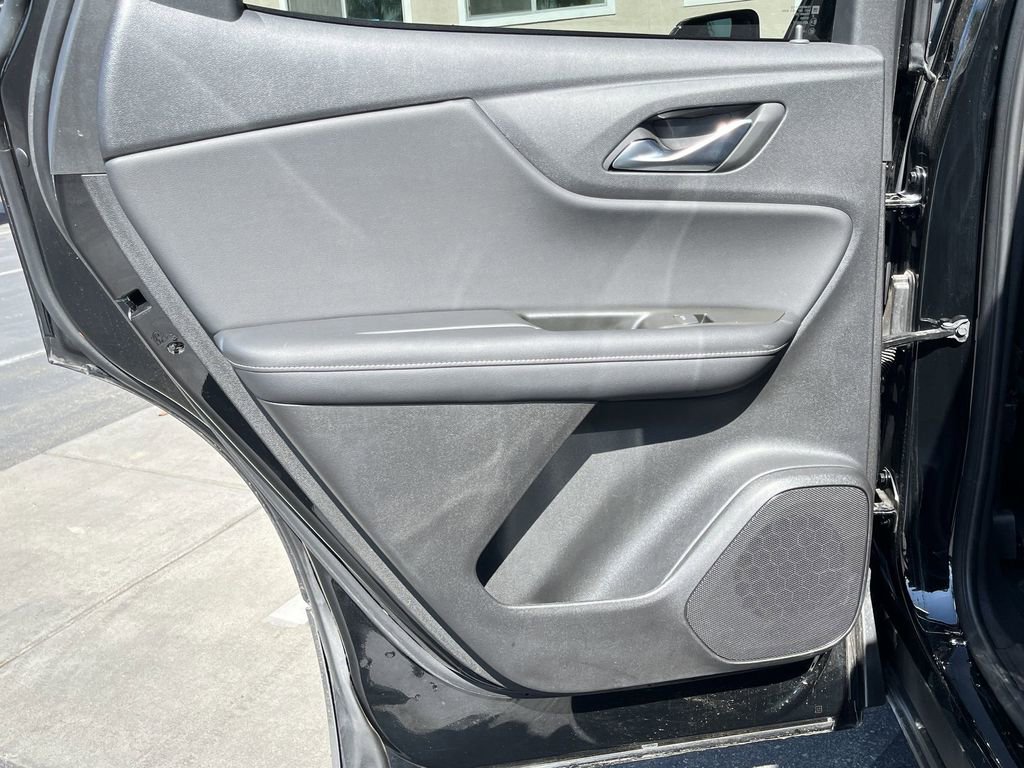 Used 2025 Chevrolet Blazer LT image 26
