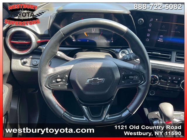 Used 2026 Chevrolet Trax RS w/ Sunroof Package FWD image 15