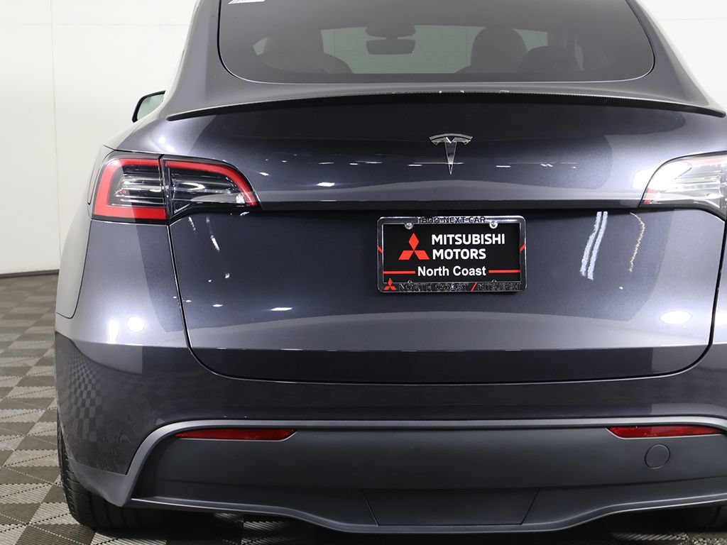 Used 2024 Tesla Model Y Performance AWD/4WD image 19
