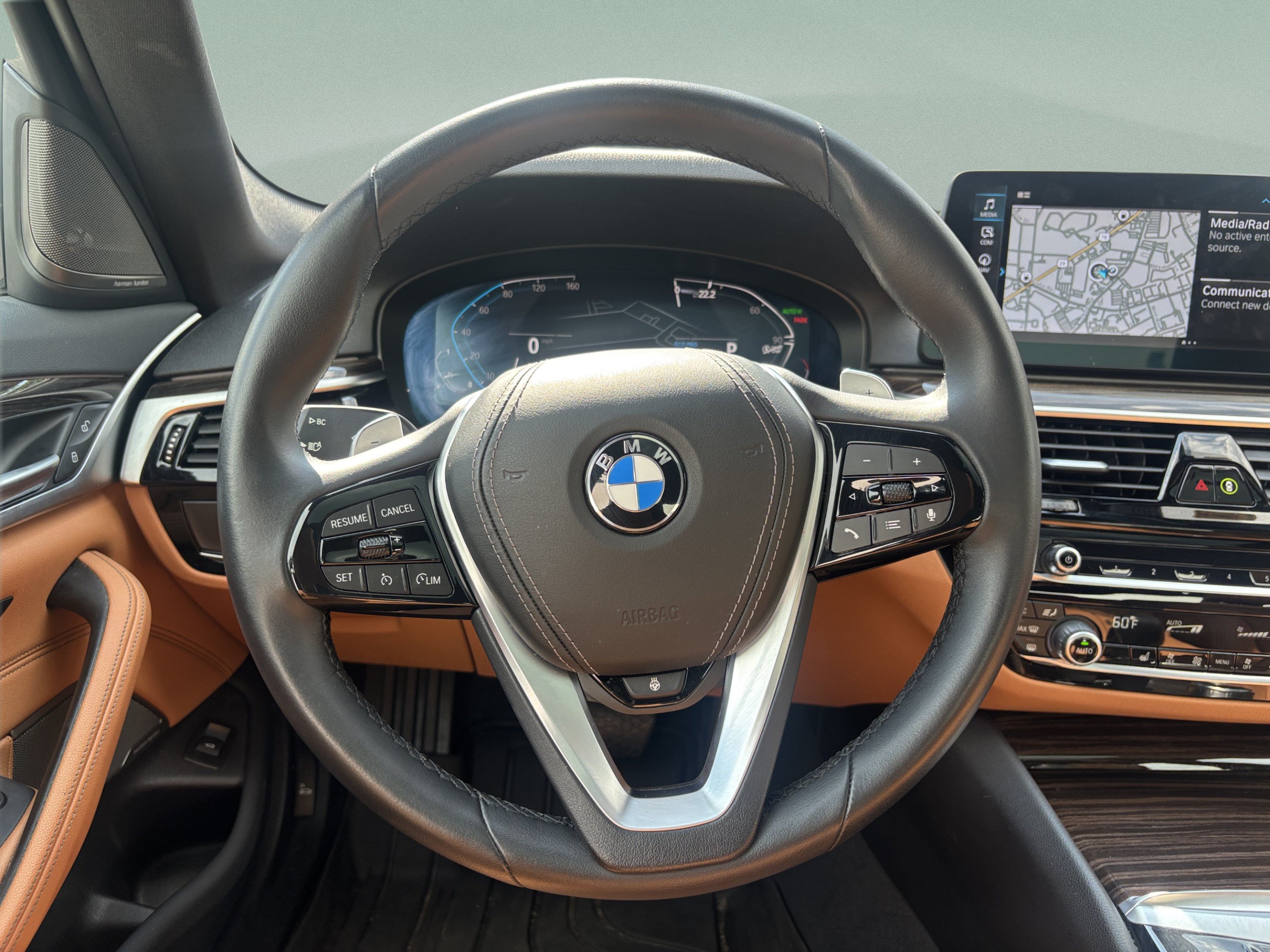 Used 2023 BMW 530i w/ Premium Package RWD image 8