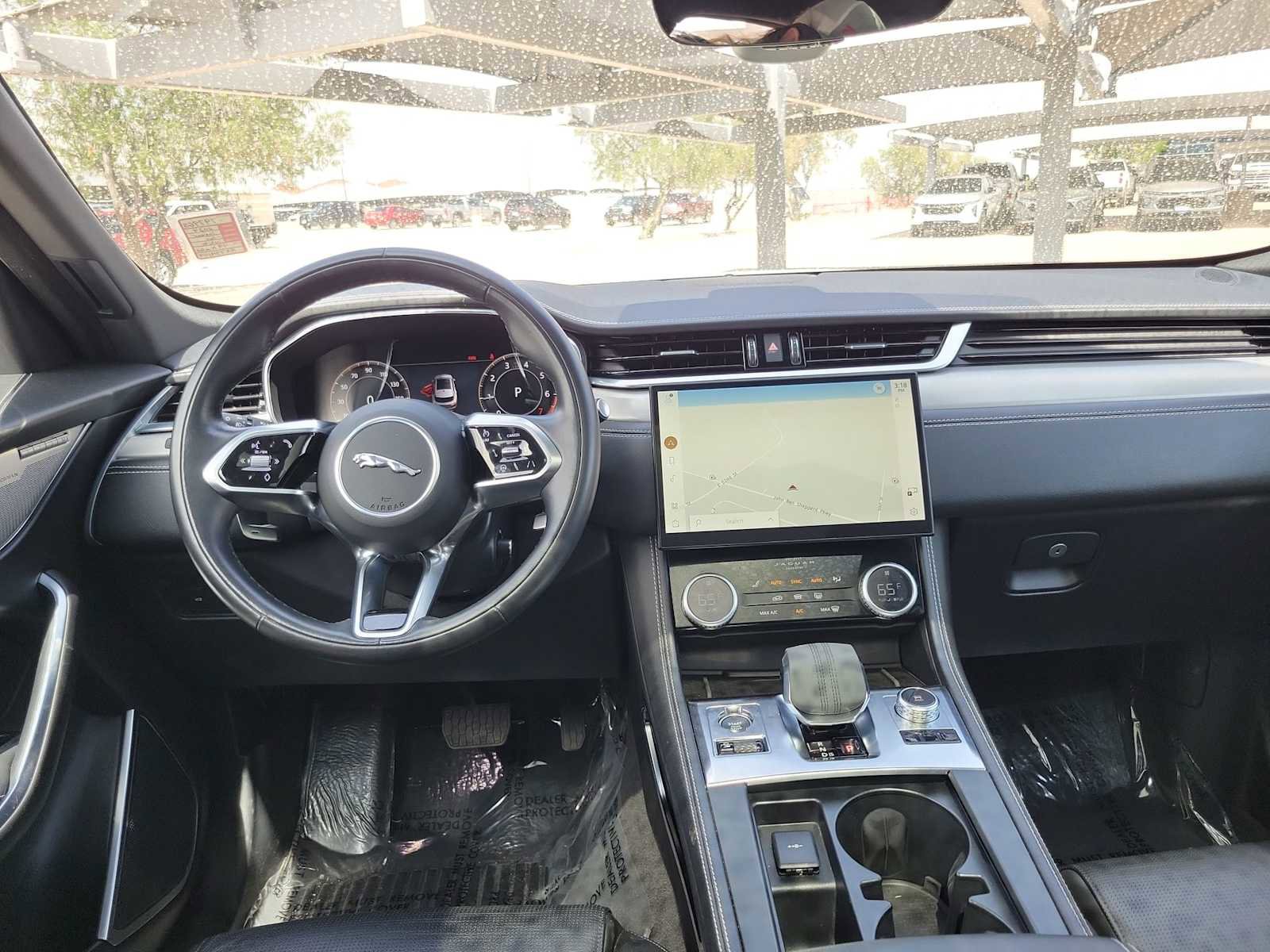 Used 2024 Jaguar F-PACE R-Dynamic S AWD/4WD image 14