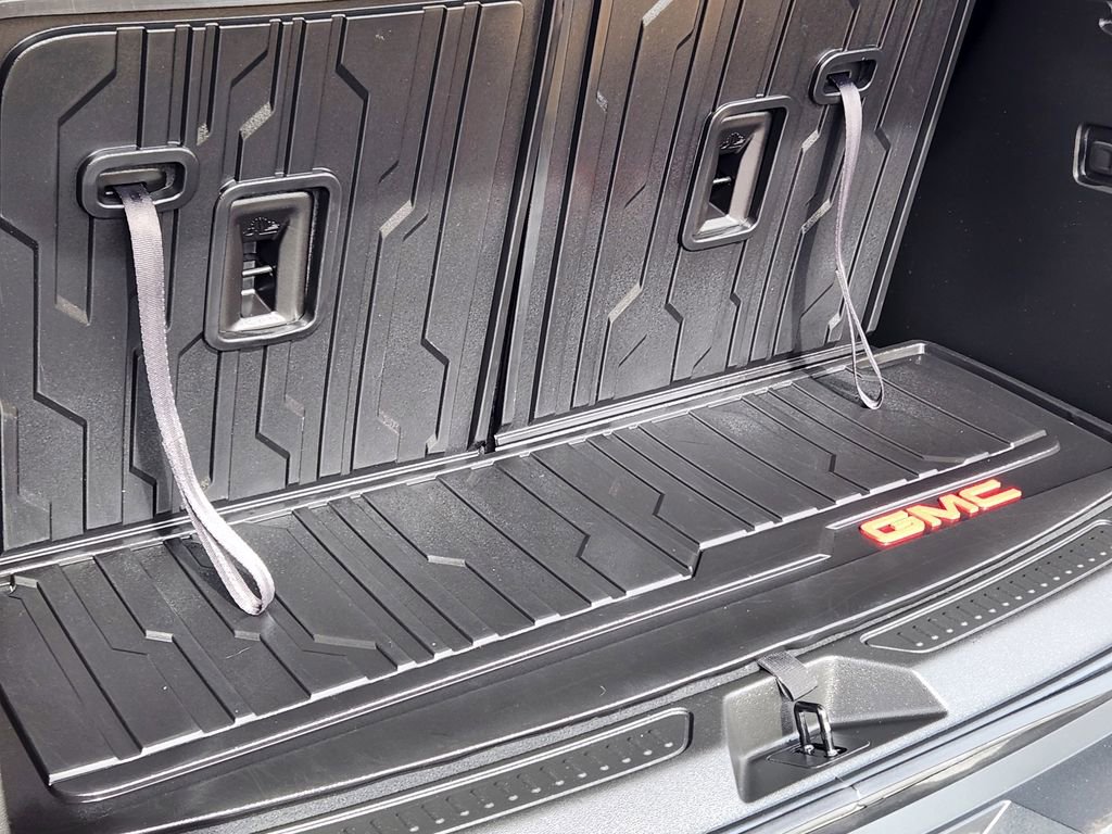 Certified 2023 GMC Acadia AT4 w/ Technology Package image 17