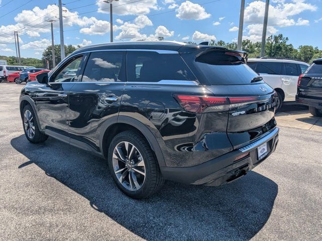 Used 2023 INFINITI QX60 Luxe w/ Vision Package FWD image 7