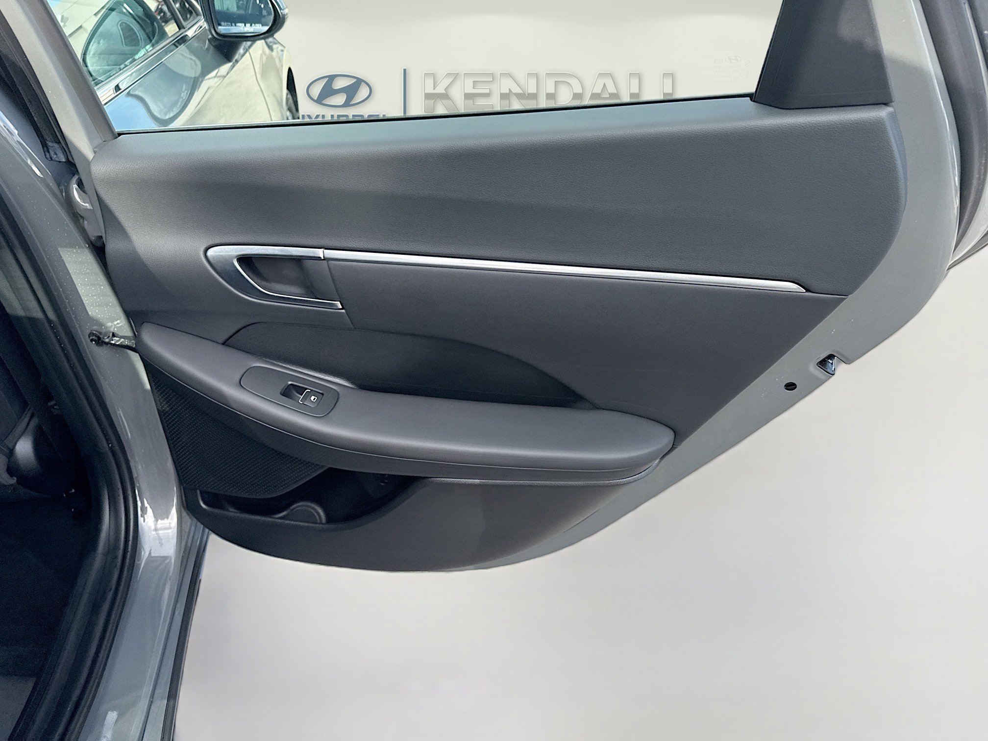 Used 2023 Hyundai Sonata SEL w/ Convenience Package FWD image 28