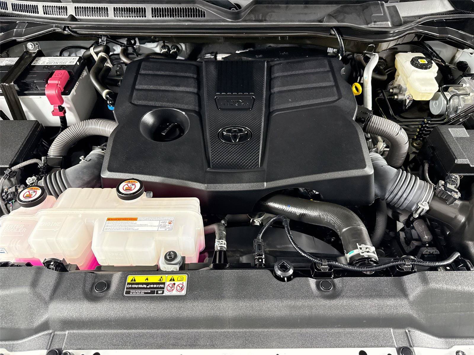 Used 2022 Toyota Tundra SR5 w/ SR5 Premium Package RWD image 42