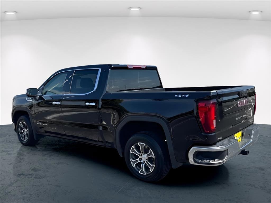 Used 2024 GMC Sierra 1500 SLT image 4