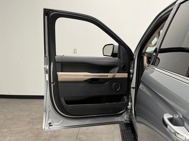 Certified 2023 Ford Expedition Limited AWD/4WD image 13