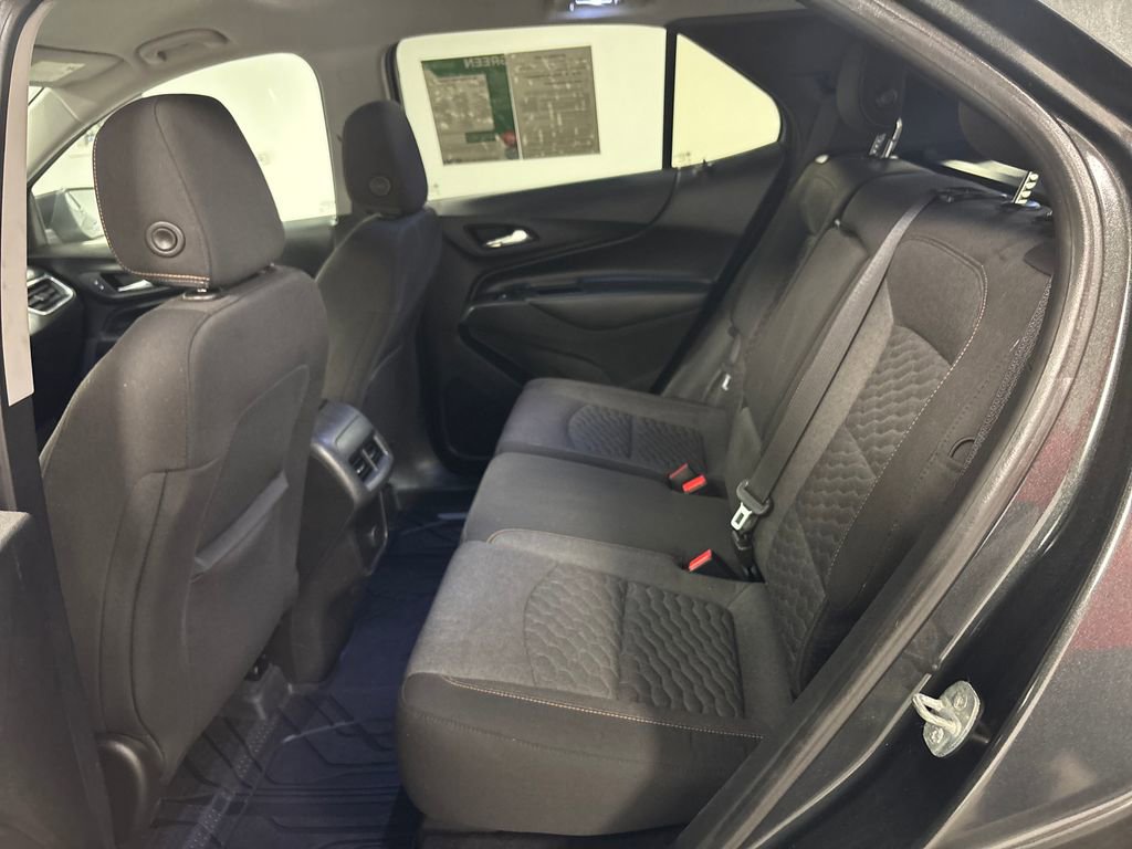 Used 2018 Chevrolet Equinox LT AWD/4WD image 30