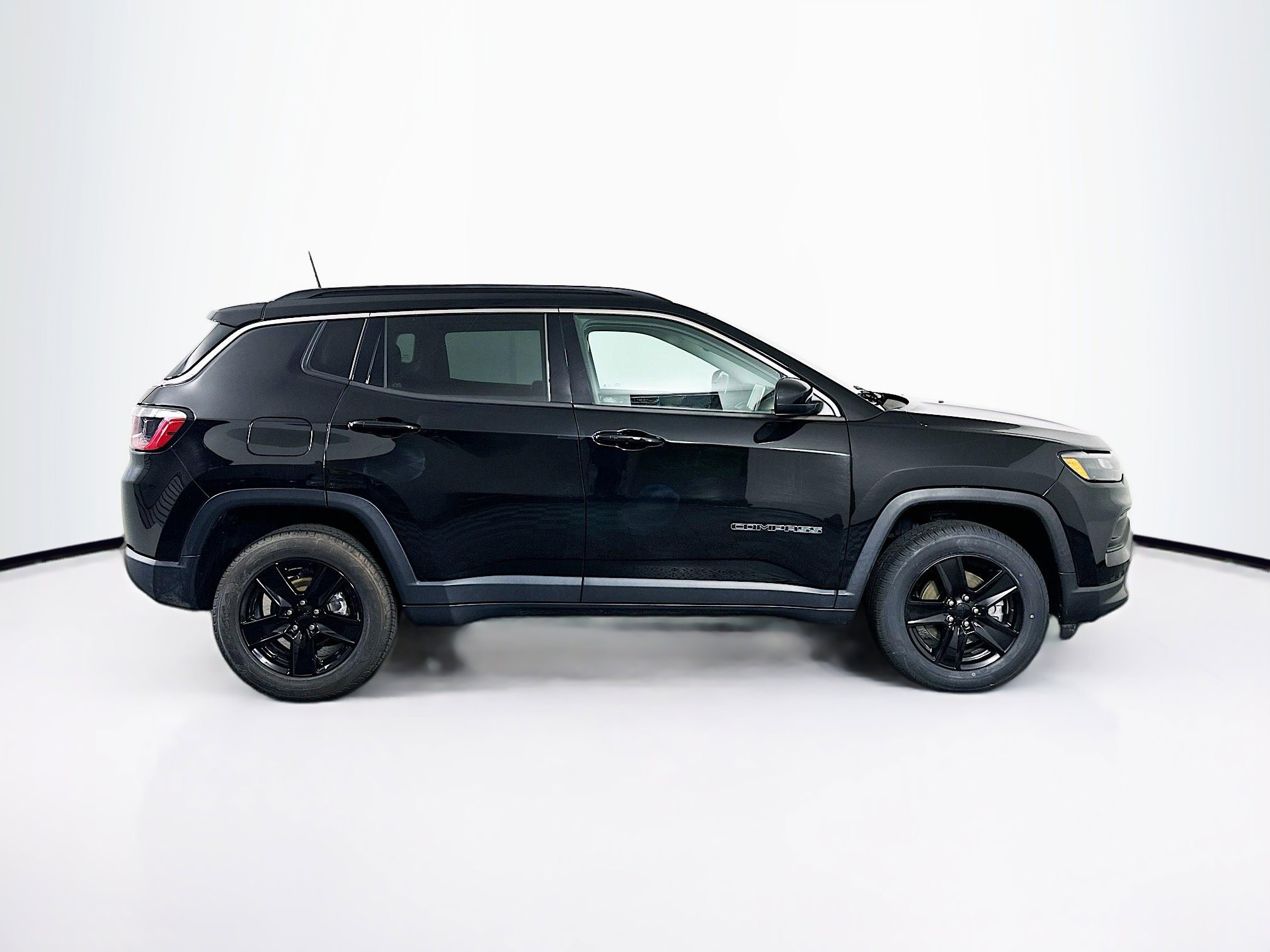 Used 2022 Jeep Compass Latitude AWD/4WD image 10