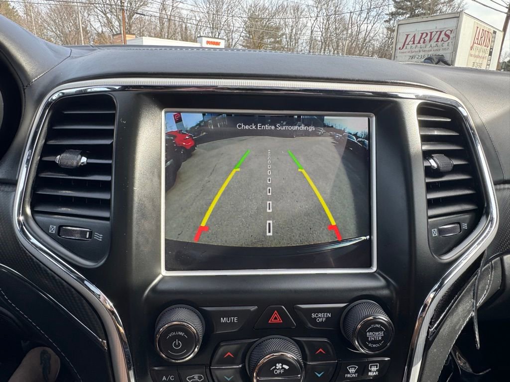 Used 2018 Jeep Grand Cherokee SRT image 45