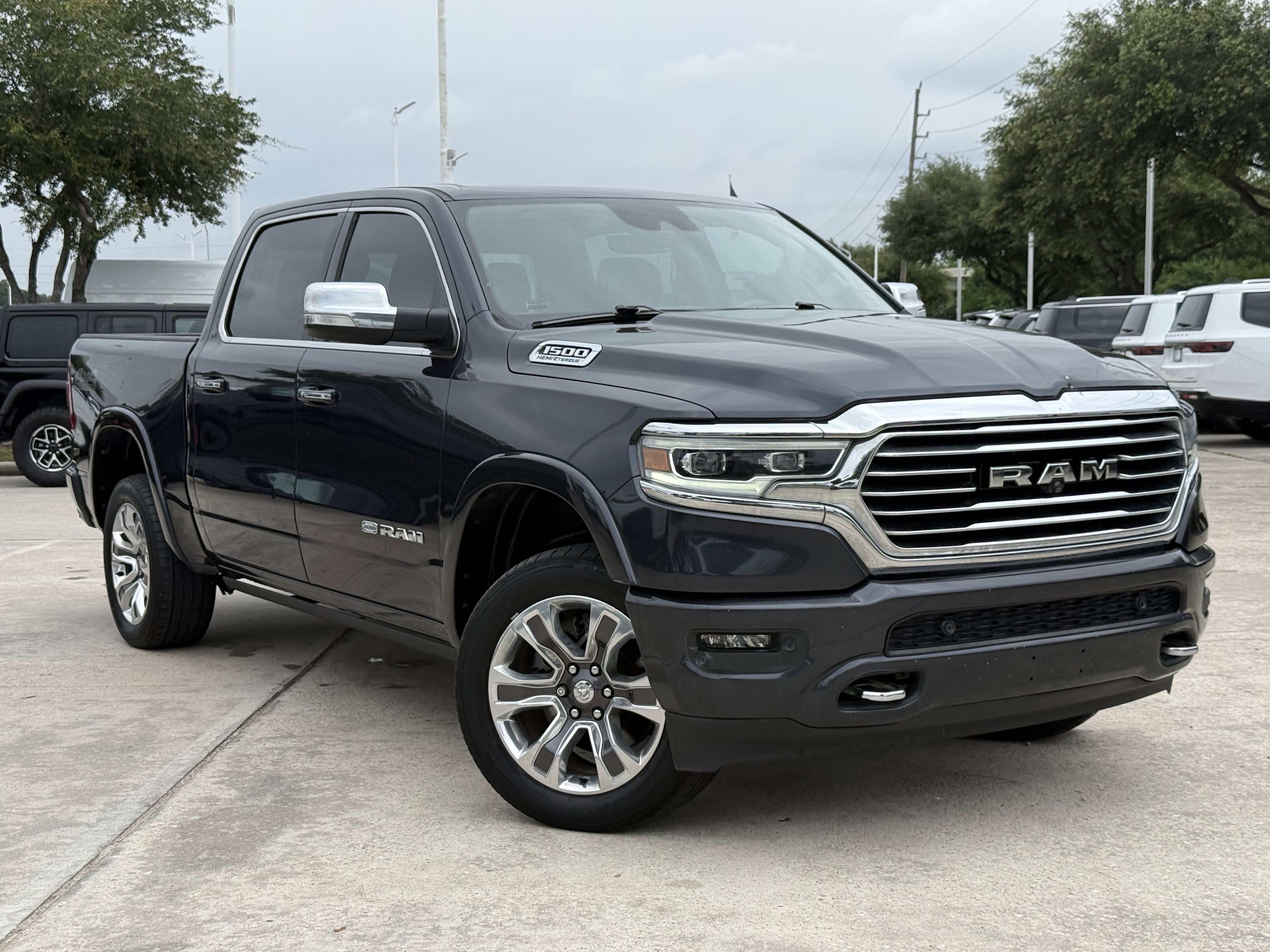 Used 2021 RAM 1500 Limited AWD/4WD image 2