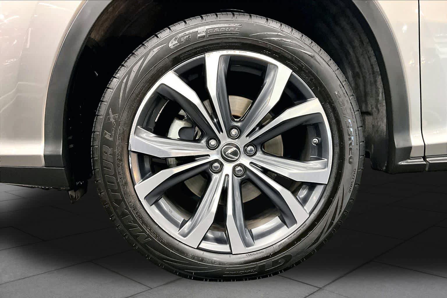 Used 2018 Lexus RX 350L FWD image 10