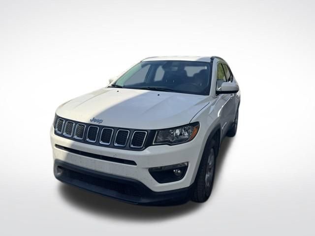 Used 2021 Jeep Compass Latitude image 3
