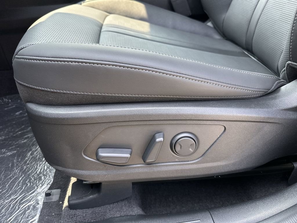 New 2026 Kia Sorento S AWD/4WD image 12