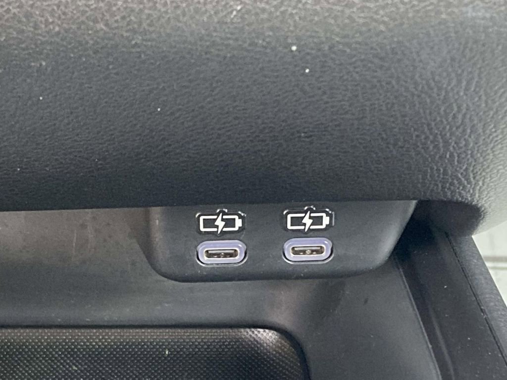 Used 2023 Lexus UX 250h 250h Base image 15