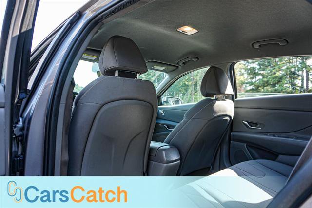Used 2021 Hyundai Elantra SEL FWD image 33
