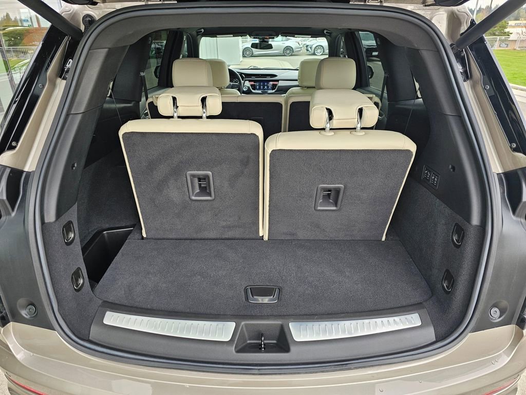 Used 2023 Cadillac XT6 Sport AWD/4WD image 14