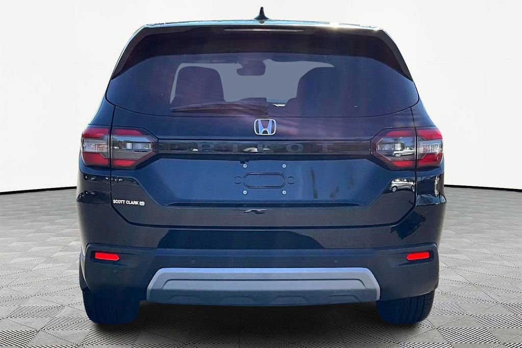 Used 2025 Honda Pilot EX-L image 6