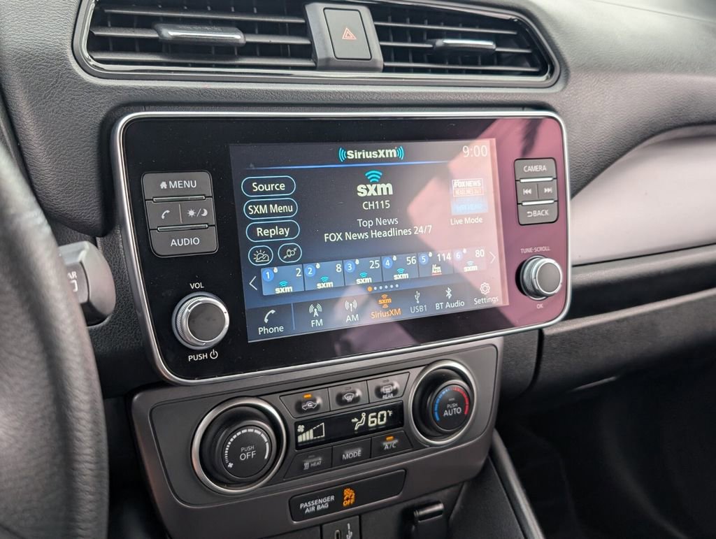 Used 2024 Nissan Leaf S image 21