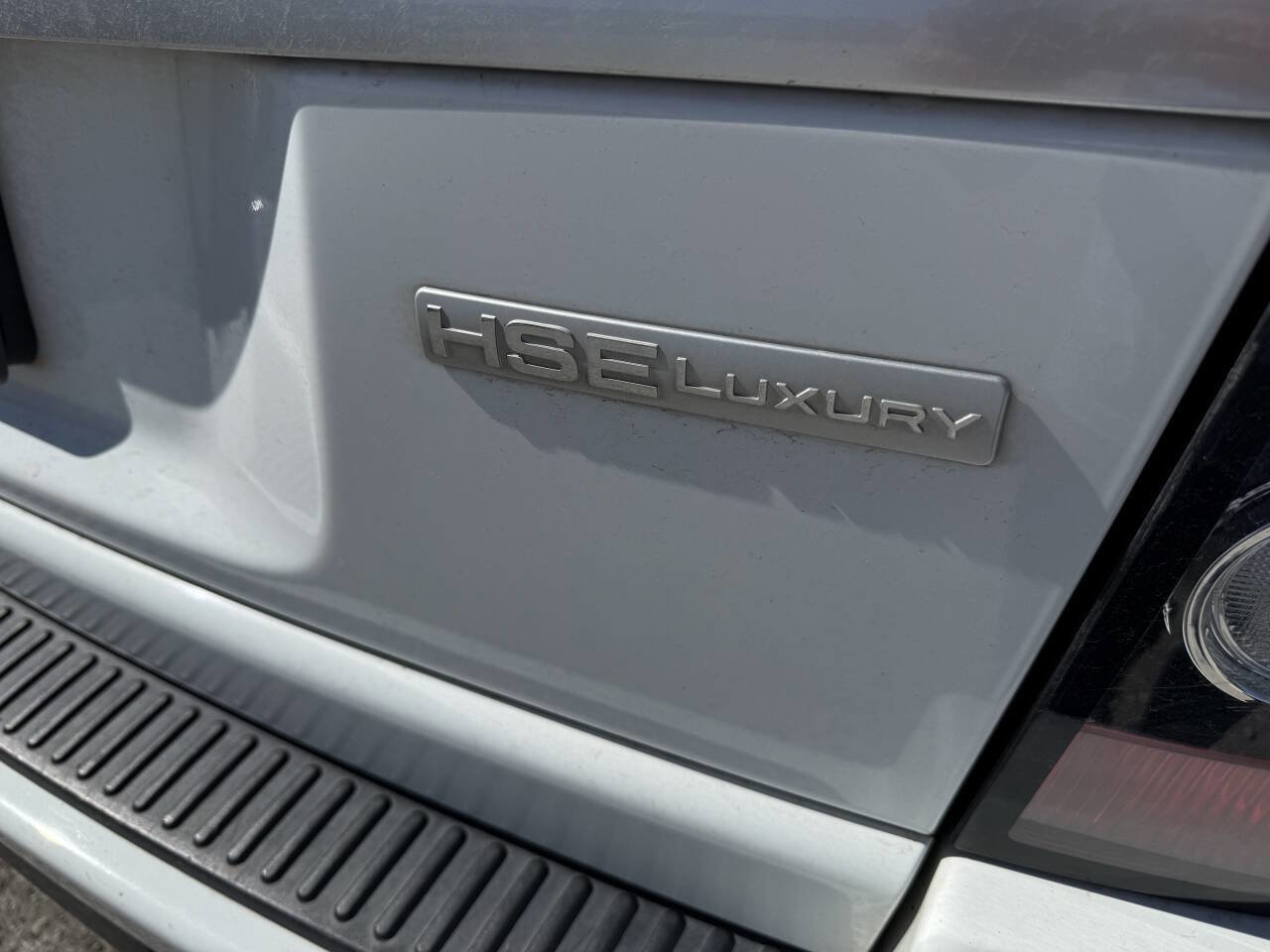Used 2012 Land Rover Range Rover Sport HSE LUX AWD/4WD image 14