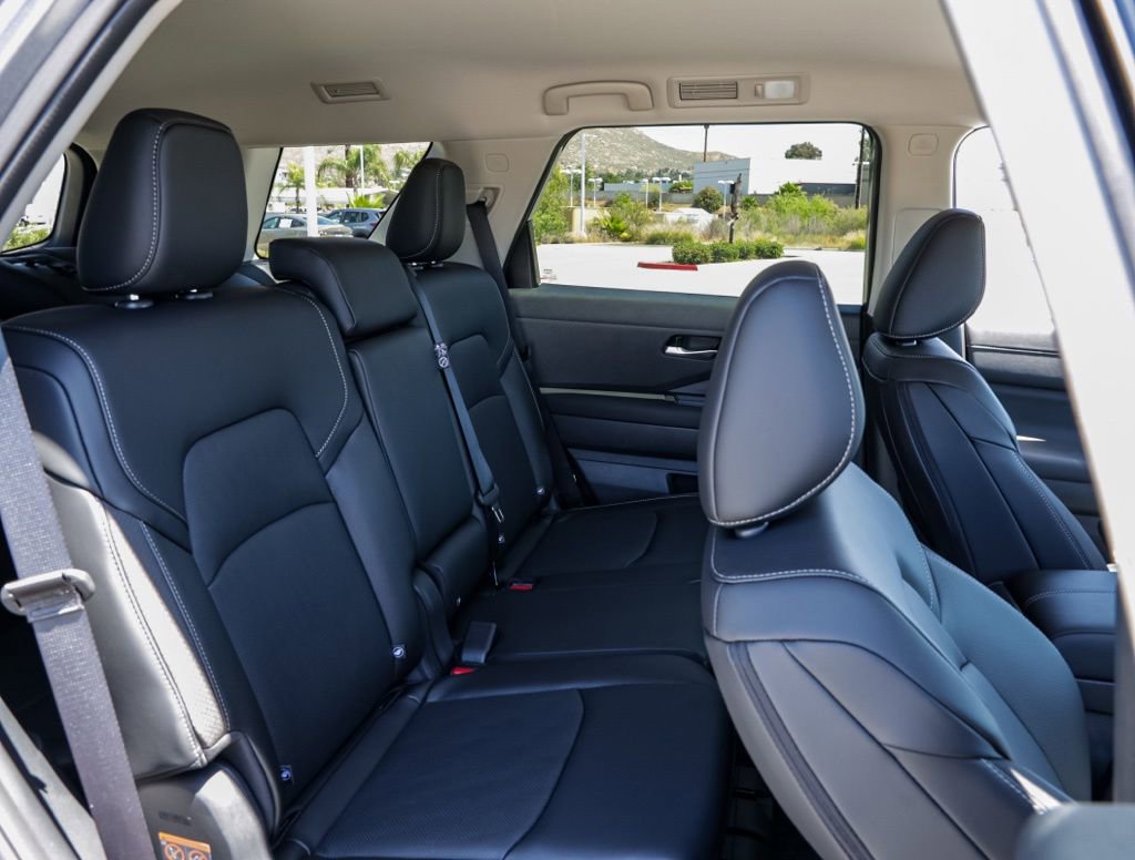 New 2026 Nissan Pathfinder SL FWD image 20
