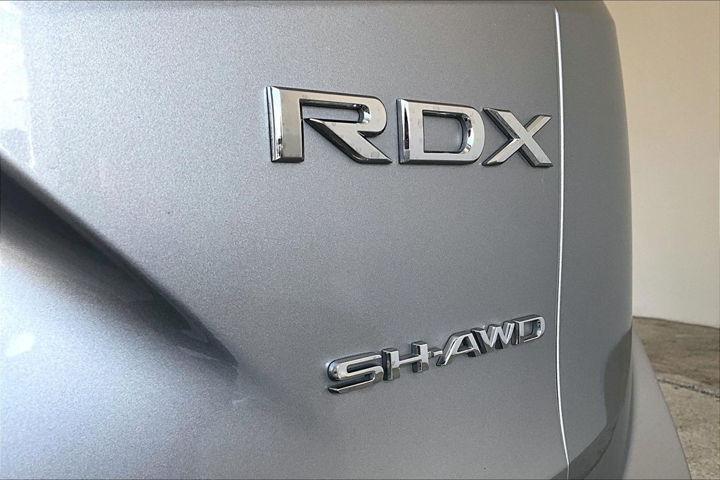 Certified 2025 Acura RDX SH-AWD image 38
