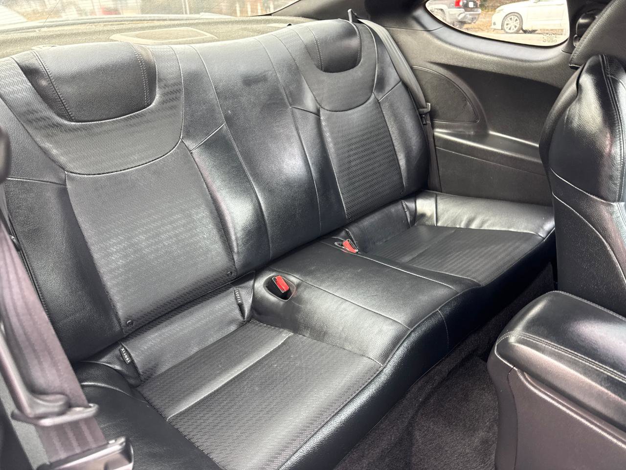 Used 2016 Hyundai Genesis Coupe 3.8 image 13