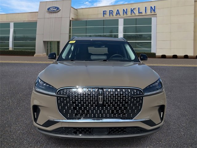 New 2025 Lincoln Aviator AWD w/ Equipment Group 101A image 2