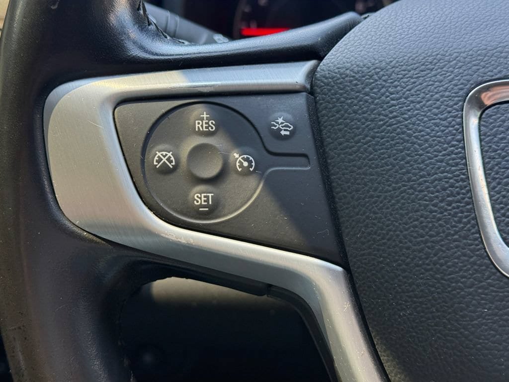 Used 2020 GMC Terrain SLT AWD/4WD image 22