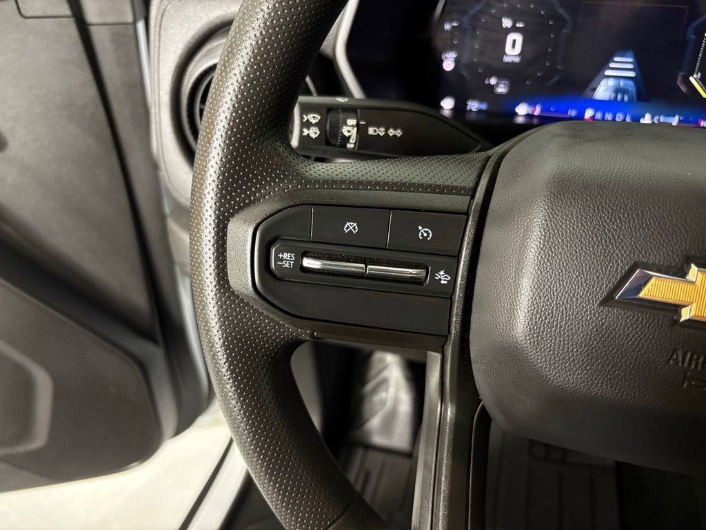 Used 2024 Chevrolet Colorado W/T w/ Safety Package image 22