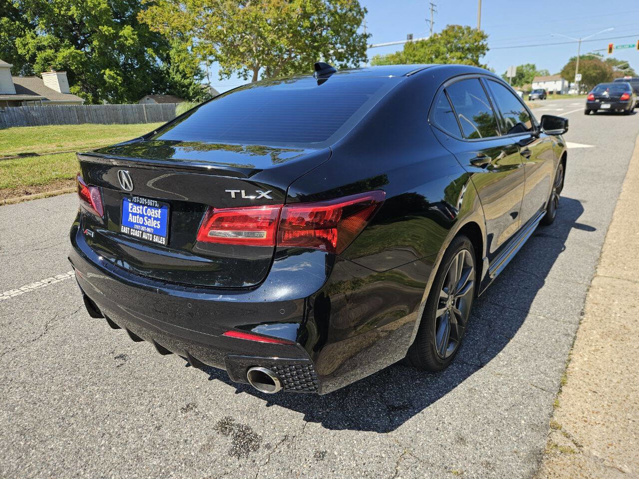Used 2018 Acura TLX V6 w/ Technology & A-SPEC Pkg FWD image 6
