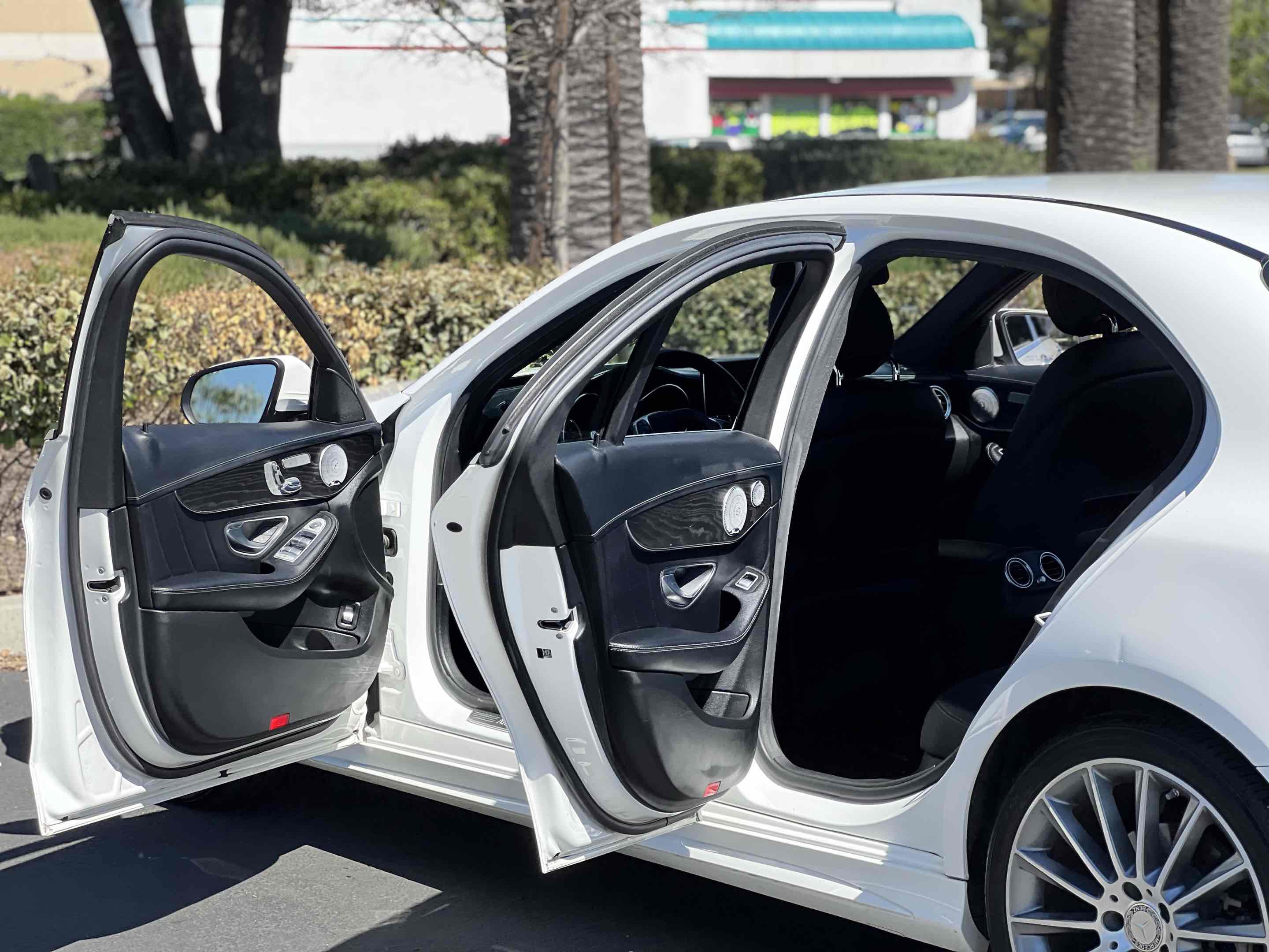 Used 2015 Mercedes-Benz C 300 Sport image 46