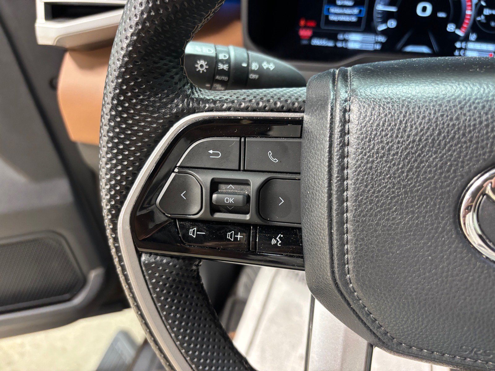 Used 2024 Toyota Tundra 1794 Edition AWD/4WD image 20