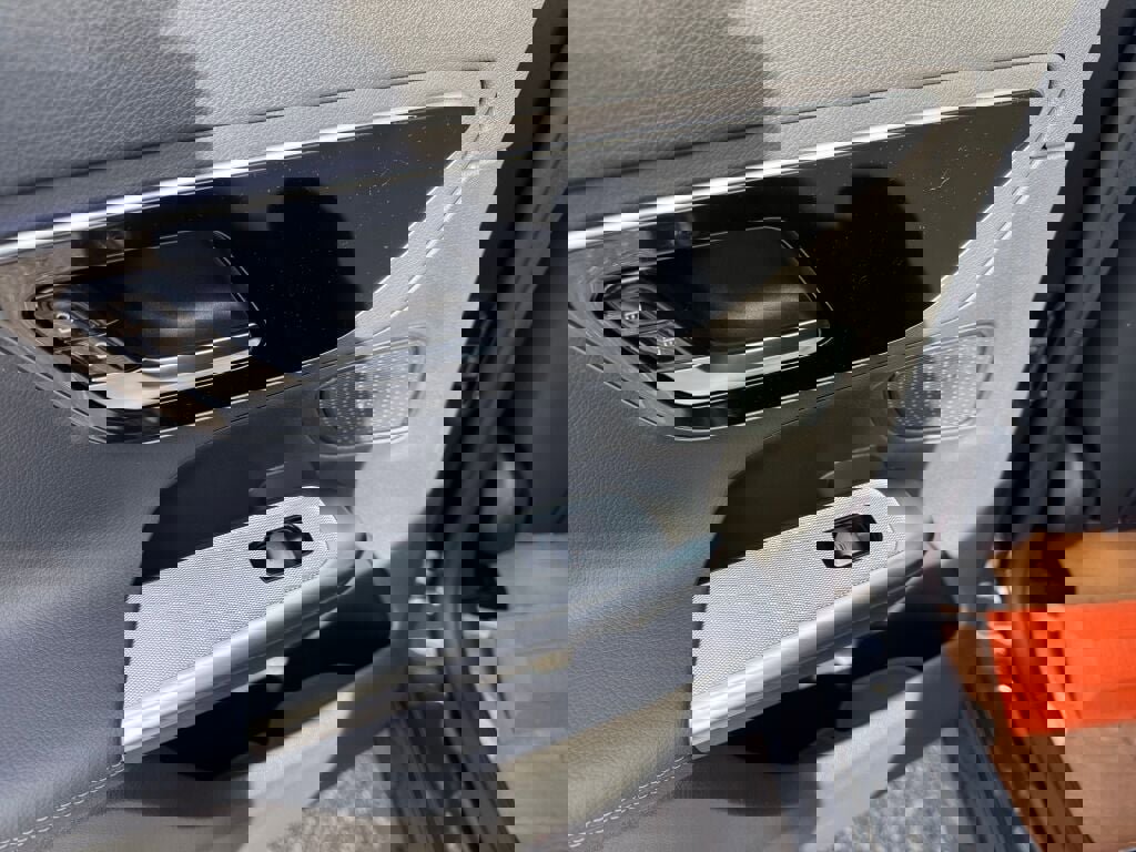 New 2026 Mercedes-Benz GLC 300 4MATIC image 16