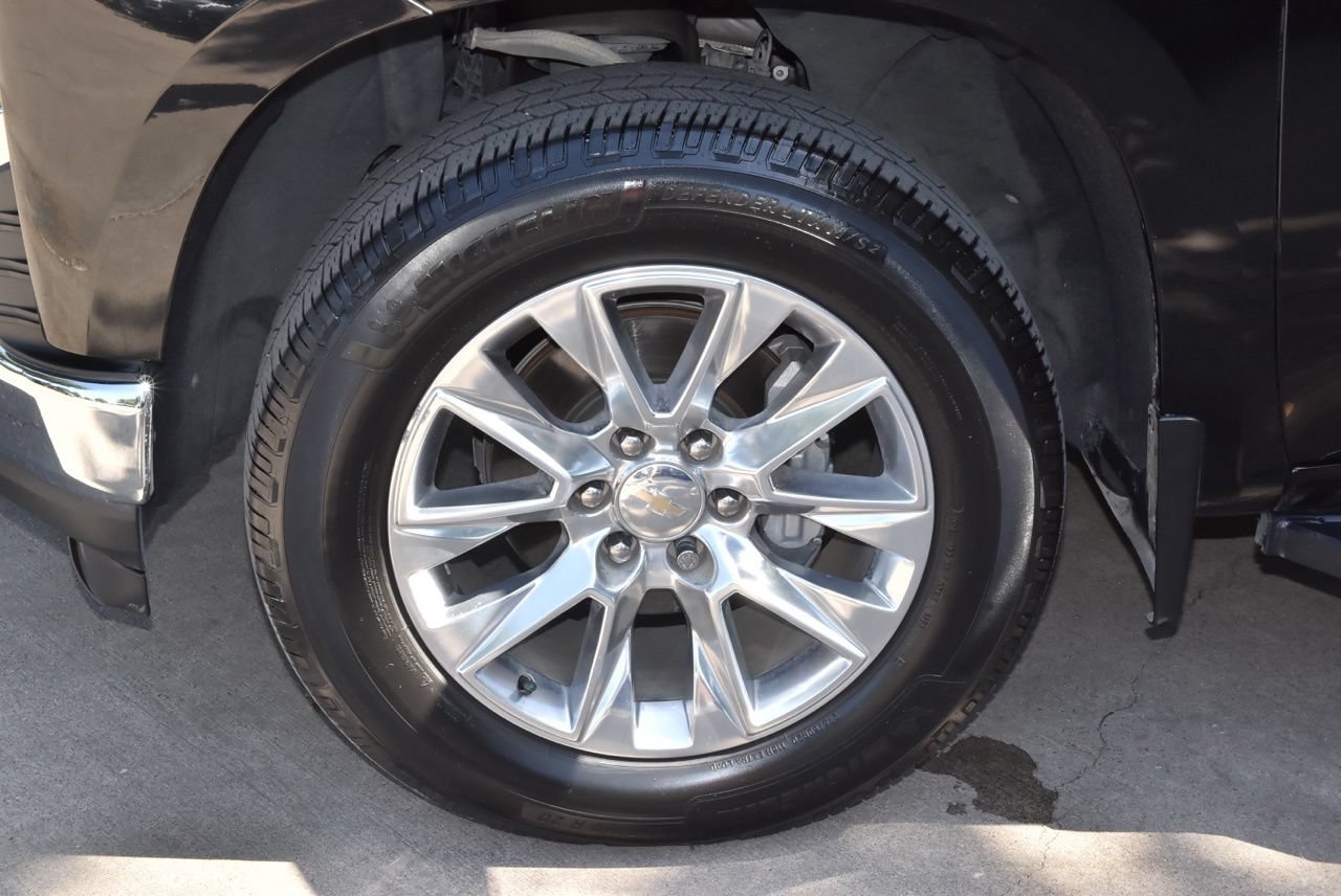 Used 2022 Chevrolet Silverado 1500 LTZ w/ Safety Package II AWD/4WD image 40
