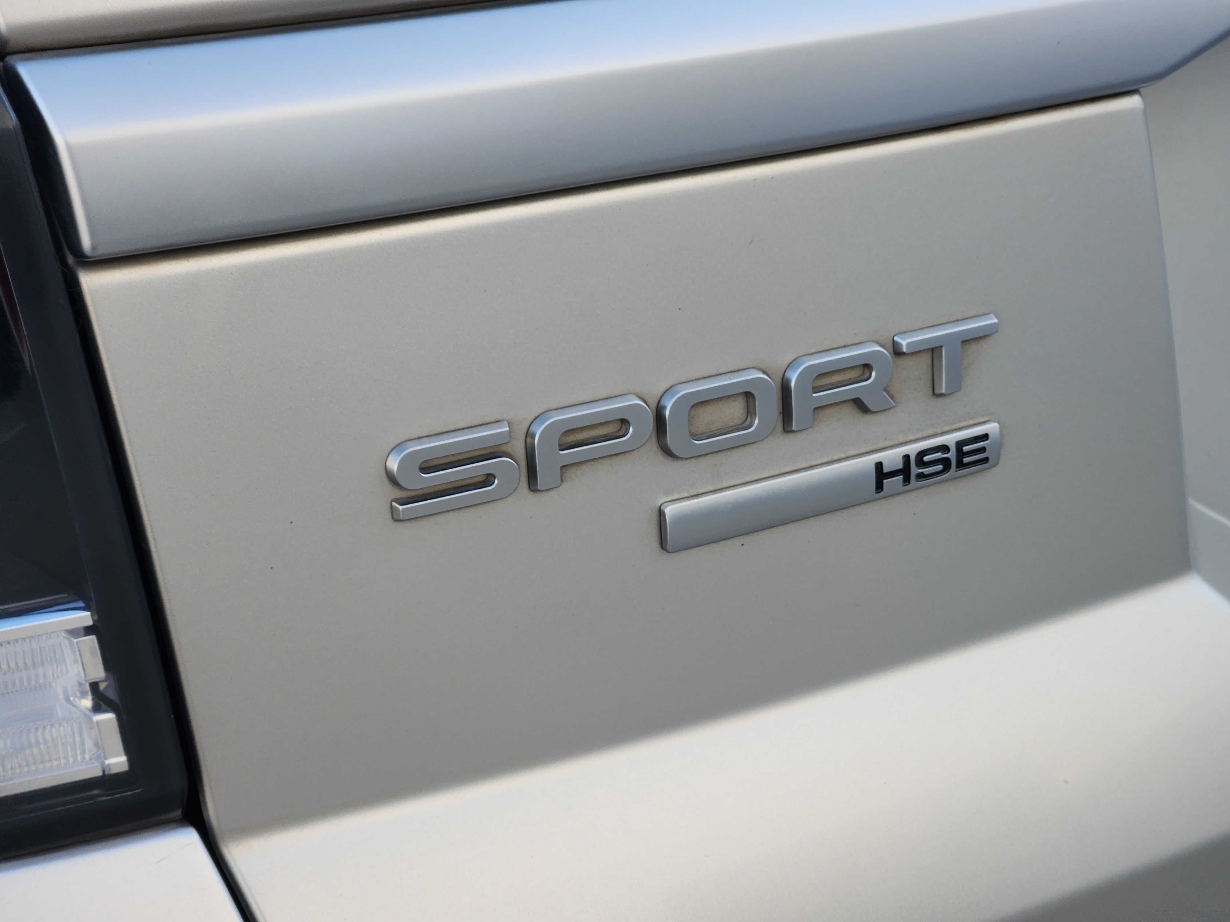 Used 2017 Land Rover Range Rover Sport HSE AWD/4WD image 11
