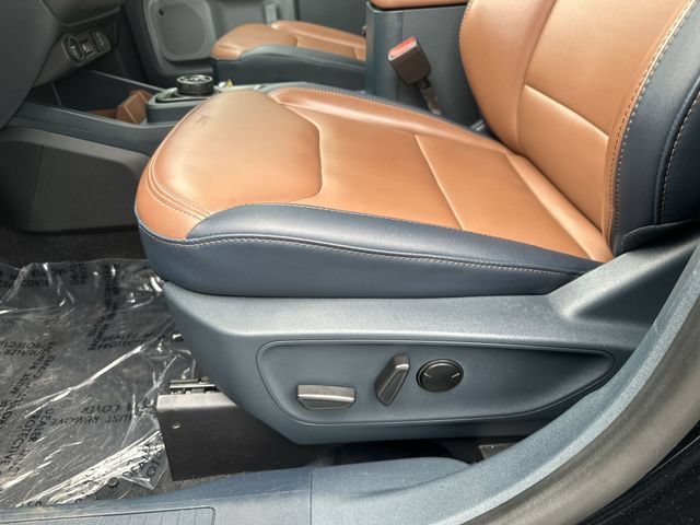 Used 2024 Ford Maverick Lariat w/ 4K Tow Package AWD/4WD image 16