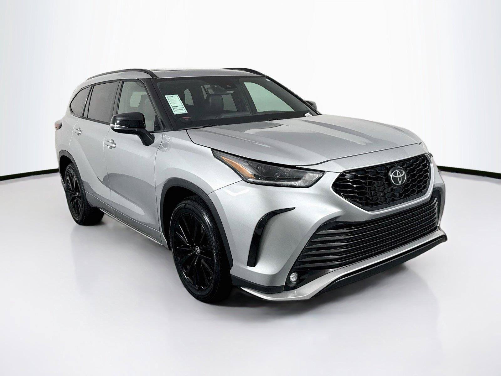 Certified 2025 Toyota Highlander XSE AWD/4WD image 10