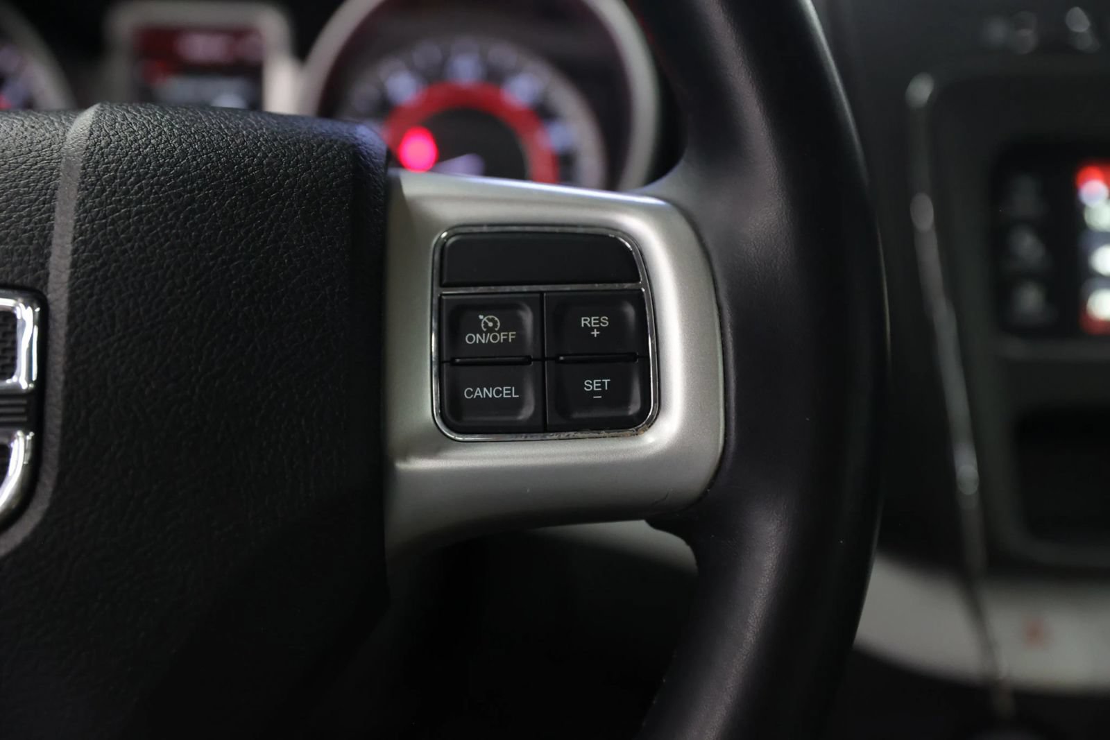 Used 2015 Dodge Journey American Value Package w/ Flexible Seating Group FWD image 34