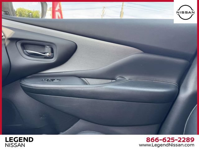 Used 2024 Nissan Murano SV w/ Cargo Package AWD/4WD image 30