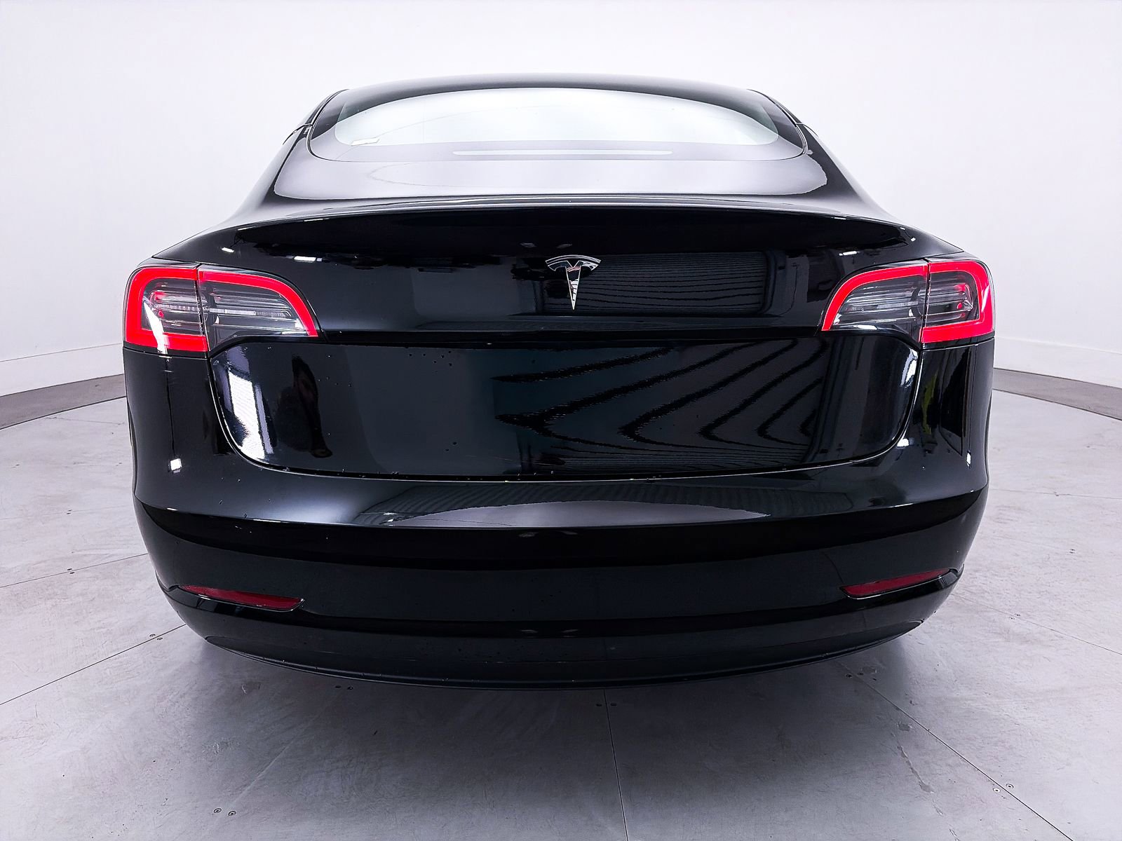 Used 2023 Tesla Model 3 Standard Range RWD image 13