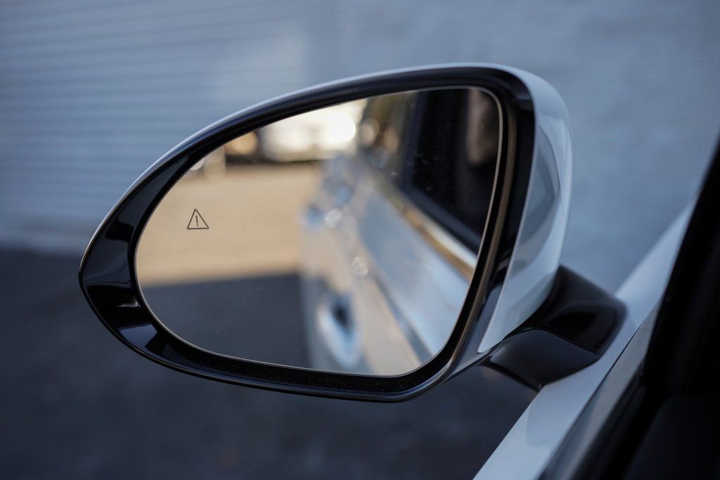 Used 2023 Genesis GV70 2.5T Select image 36