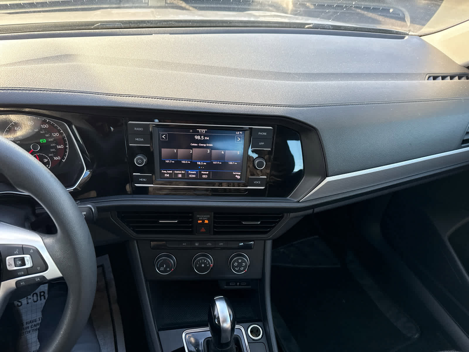 Used 2021 Volkswagen Jetta SE image 19