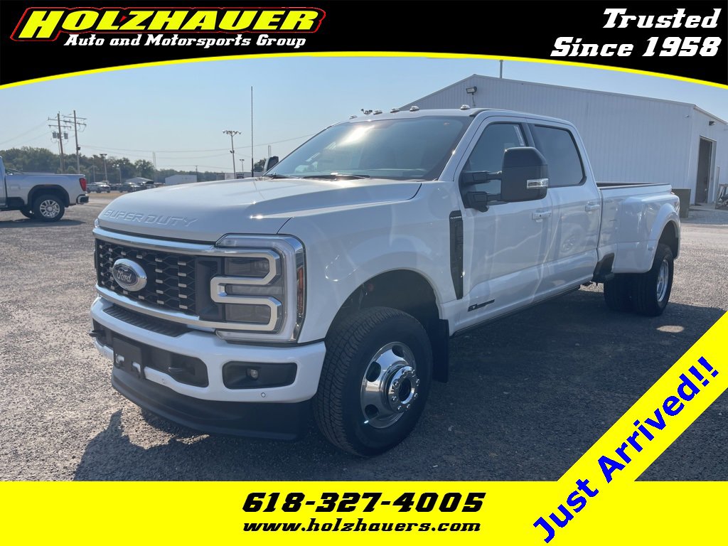 New 2026 Ford F350 Platinum image 1