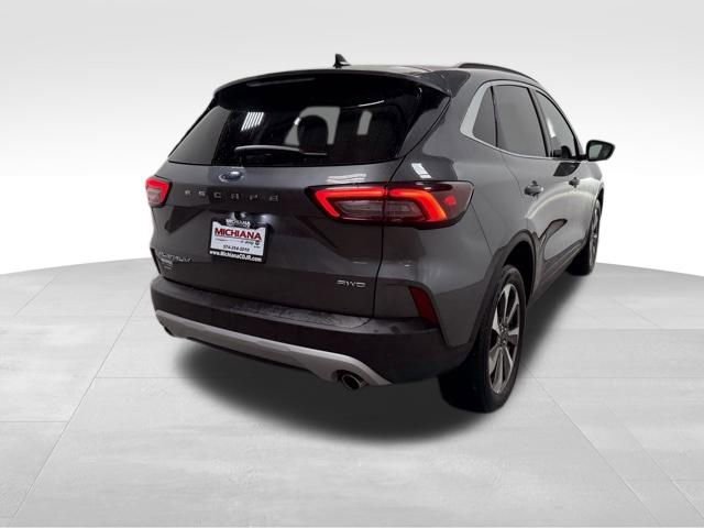 Used 2024 Ford Escape Platinum image 7