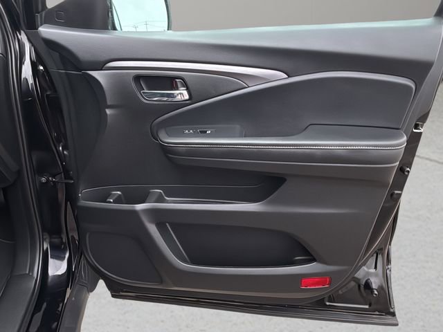 Used 2025 Honda Ridgeline RTL image 9