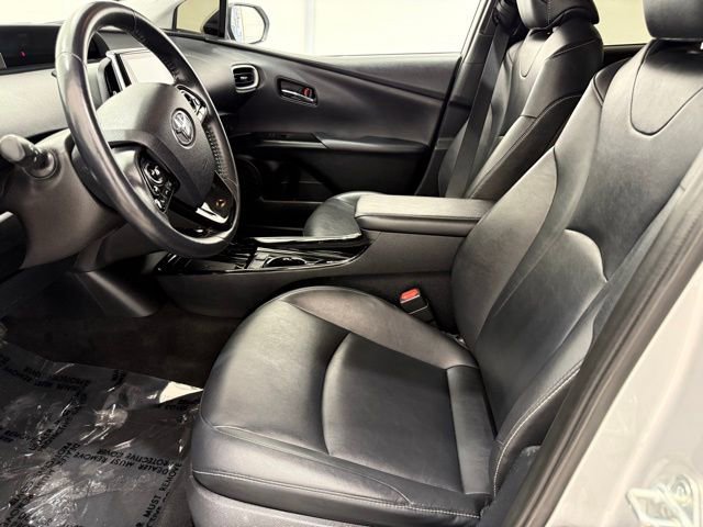 Used 2021 Toyota Prius Prime Limited w/ Carpet Mat Package (TMS) image 11