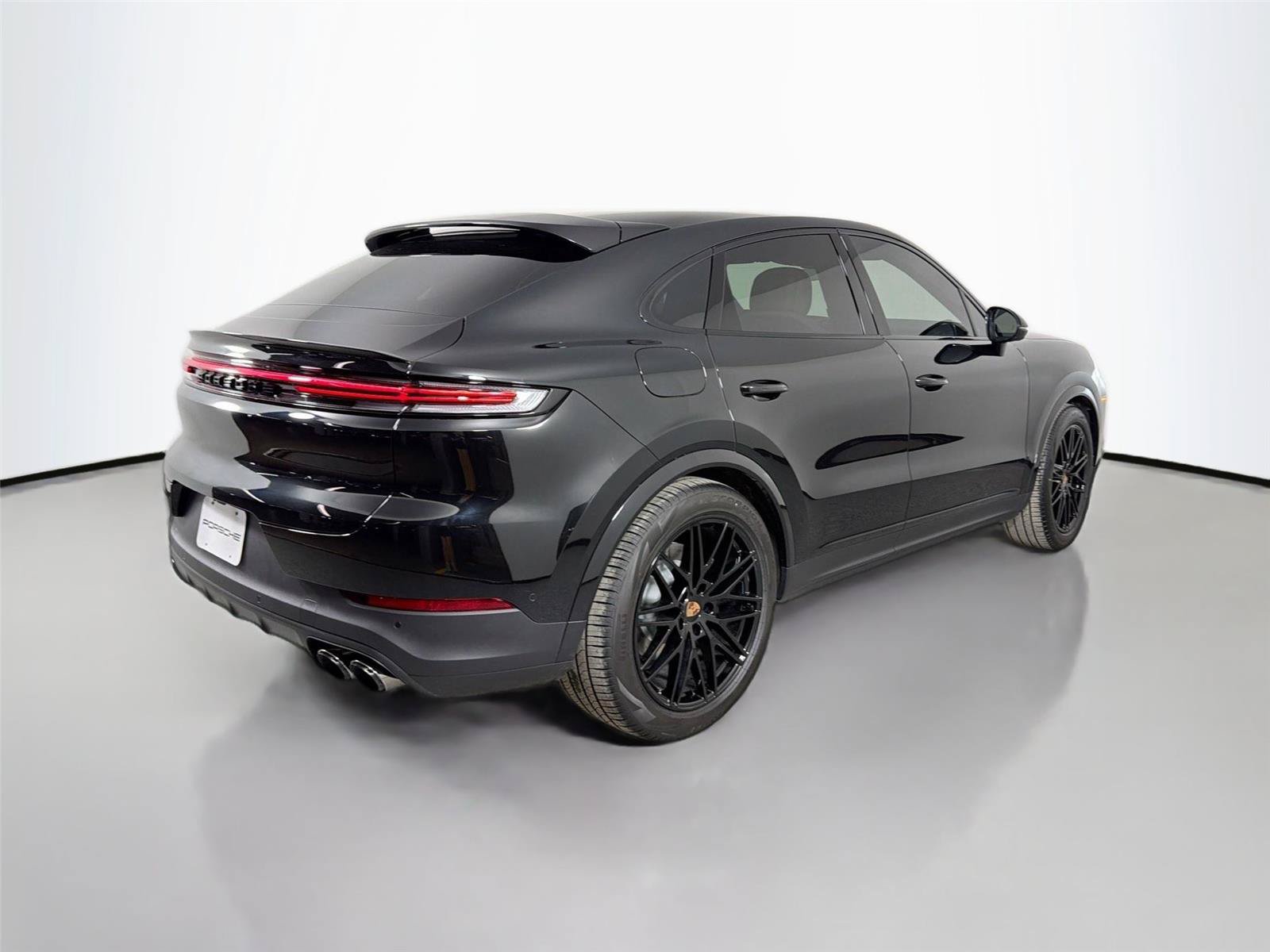 Certified 2026 Porsche Cayenne Coupe AWD/4WD image 7