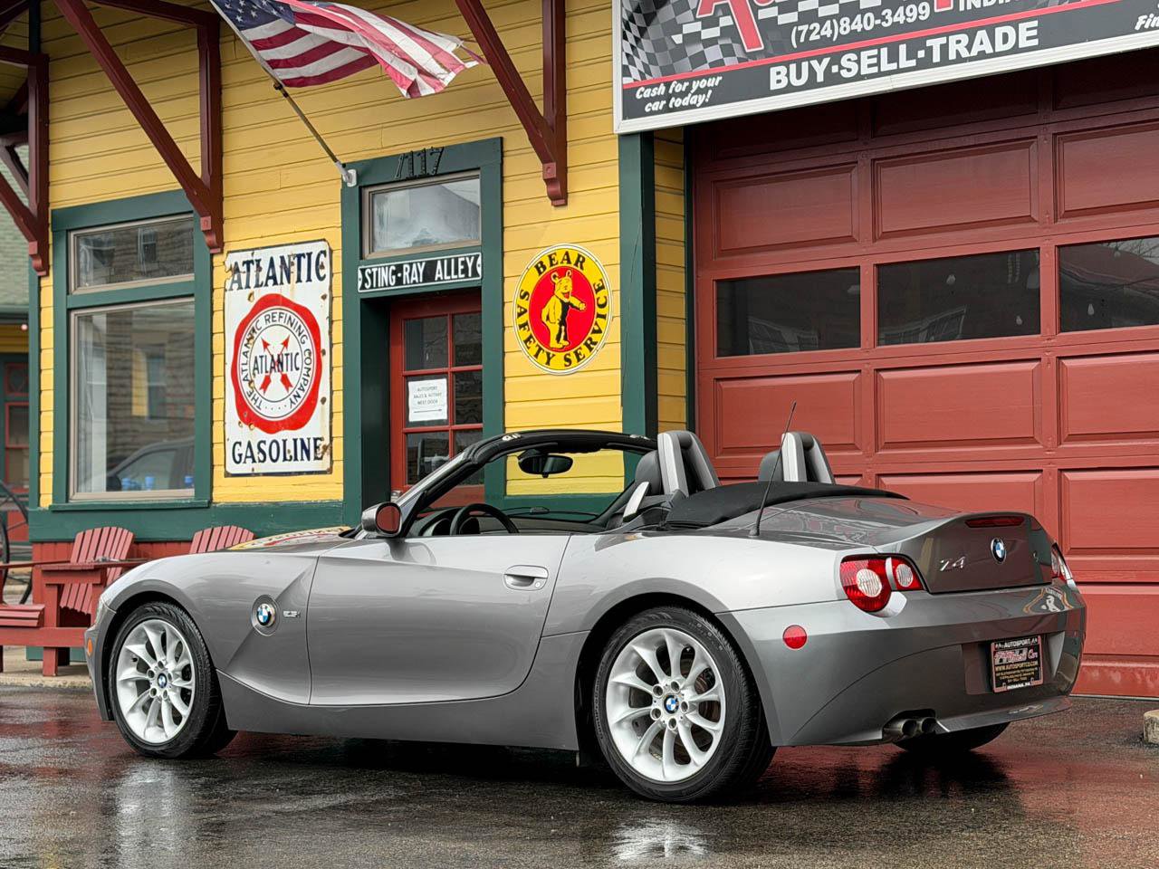 Used 2005 BMW Z4 2.5i image 14
